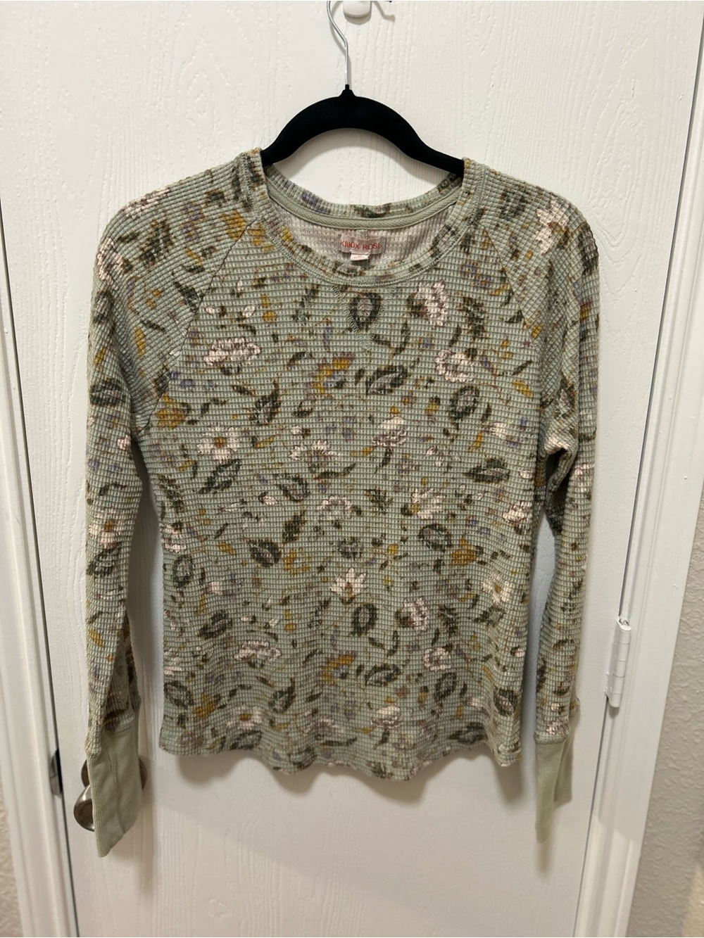 Knox Rose Henley Thermal Waffle Knit Sage Green Floral Pattern Size Medium Boho